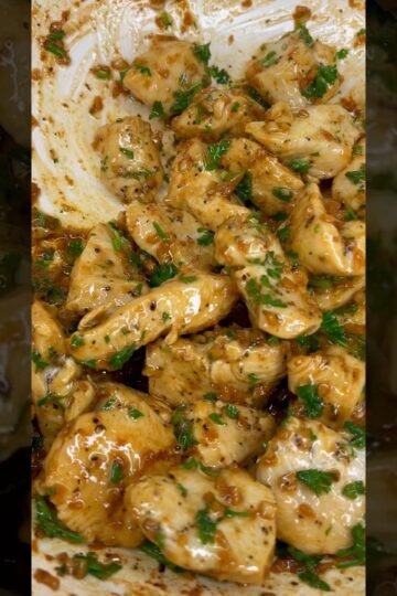 Garlic Chicken #chickendinner #chickenrecipe #easymeals #onepotmeal #recipe