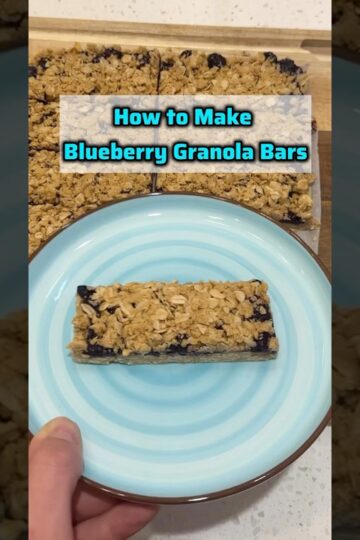 Homemade Blueberry Granola Bars: Healthy, Delicious, and Easy to Make! 🫐✨