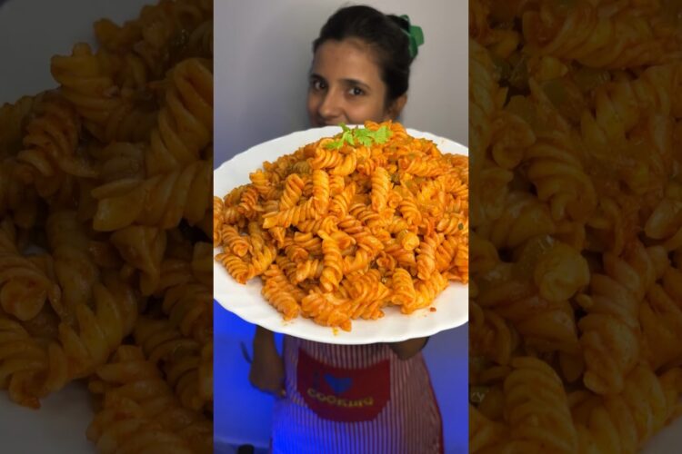Red sauce pasta recipe!!!! #food #recipe #youtubeshorts #foodie #shorts #shortvideo