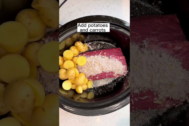 Crockpot Beef Roast with Potatoes and Carrots