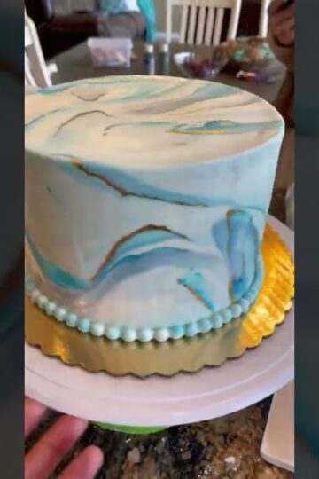 My first fondant cake