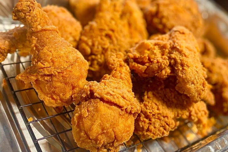 The BEST Seasoned & Crispy Fried Chicken!! | The Only Fried Chicken Recipe You Need! #friedchicken