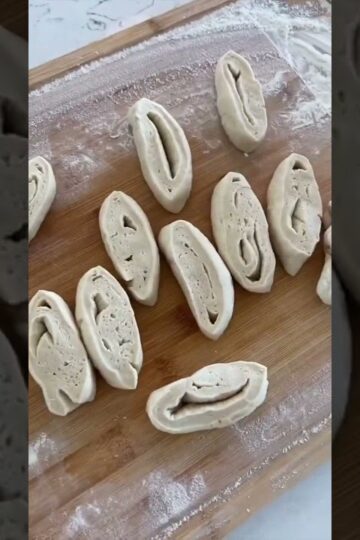 Making Sonic Pretzels at Home