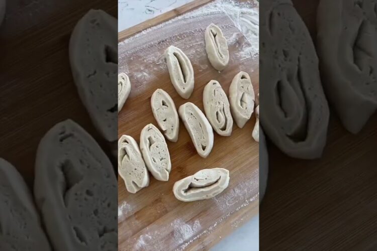 Making Sonic Pretzels at Home