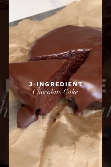 3 Ingredient Applesauce Cake! (vegan & paleo)
