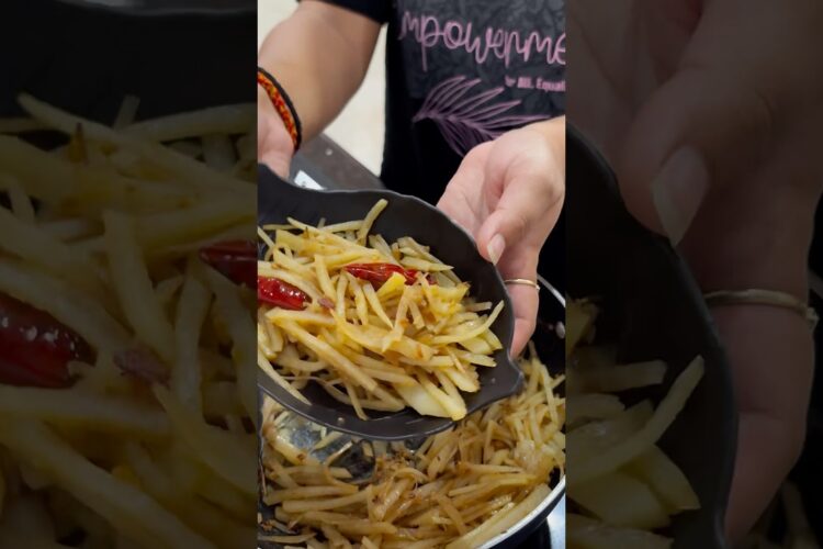 Baccho ke liye perfect snack🤤❤️ #nehabisht #food #ytshorts #cooking #potato #potatorecipe #easy