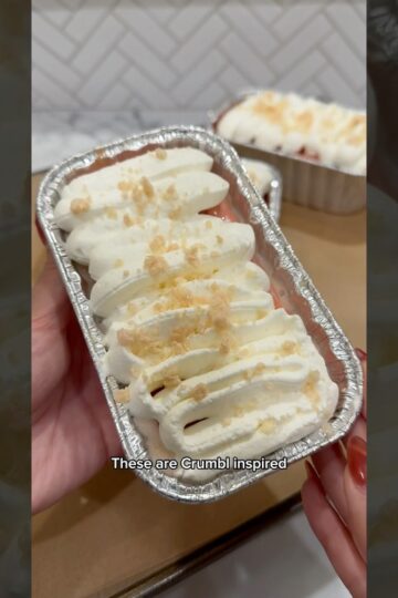 CRUMBL INSPIRED STRAWBERRY TRES LECHES MINI CAKE 🍰