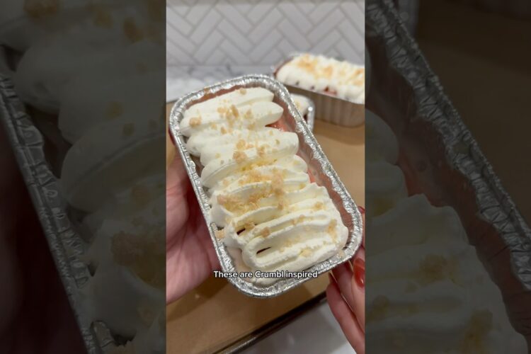 CRUMBL INSPIRED STRAWBERRY TRES LECHES MINI CAKE 🍰