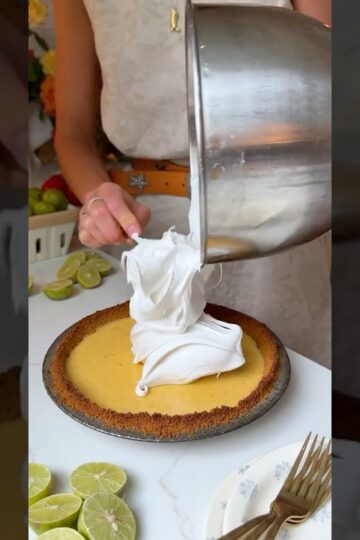 Authentic Key Lime Pie Recipe from the Florida Keys  I  #summerbaking #summerrecipes