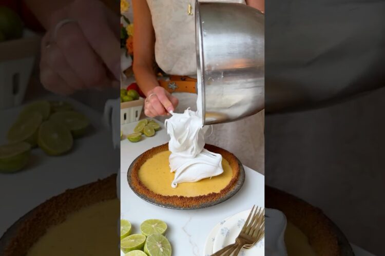 Authentic Key Lime Pie Recipe from the Florida Keys  I  #summerbaking #summerrecipes