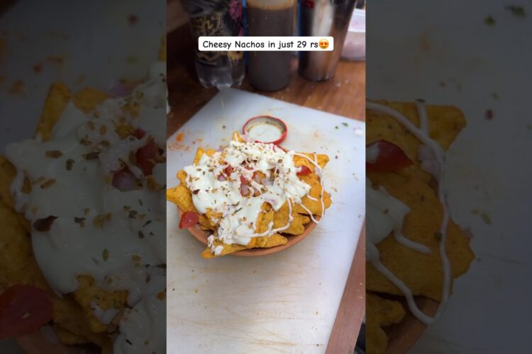 Cheesy Nachos in just 29 rs😍 #shorts #viral