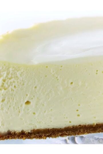Professional Baker Teaches You How To Make CHEESECAKE!