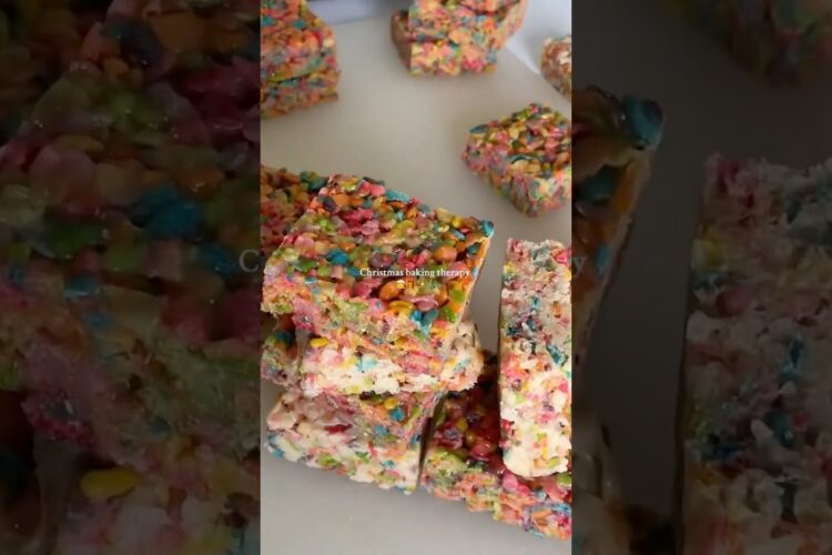Homemade rice krispy treats! #christmas #algorithm #aesthetic #viralshorts #bakingtherapy #trend