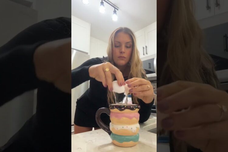 High protein mug cake 😯👀 #fitness #protein #dessert #highproteindessert