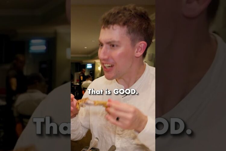 Two Brits have their minds blown by Soul Food Fried Chicken!