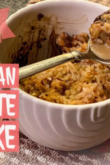 Keto German Chocolate Mug Cake #ketodesserts #ketomugcakes #lowcarbdesserts #easyketodesserts