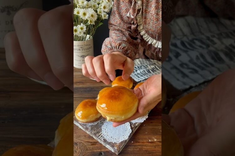 Creme brulee donuts/ Karamelli donuts