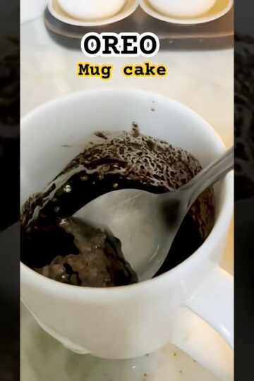 3-Ingredient Oreo Mug Cake in 1 Minute! 🍫☕ (No Oven, No Egg)#shorts