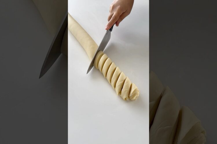 En kolayından baklava🤌Tarif yorumda#shors ##baklava #baklavayapımı