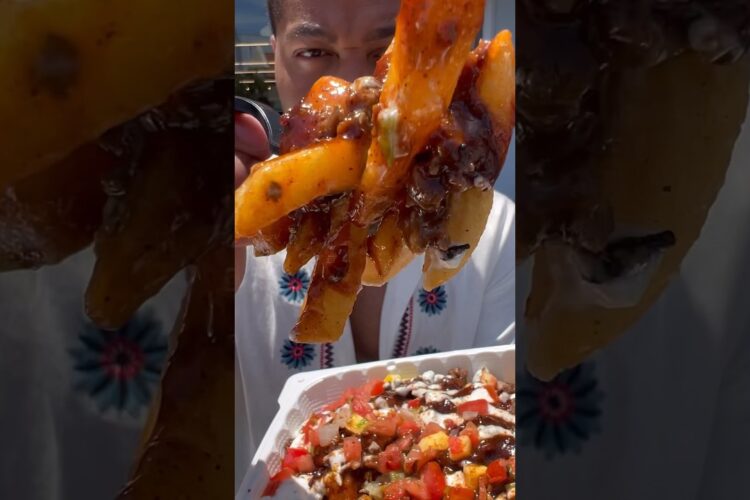 Loaded Fries in North Hollywood 🍟 #foodie #losangeles #foodvlog #food #foodreview #foodtruck #eat