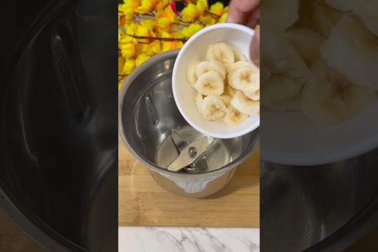 Easy Banana Pancake Recipe Without Egg #shorts #viral #pancake