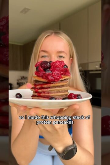 The only protein pancake recipe you need 🙋🏼‍♀️