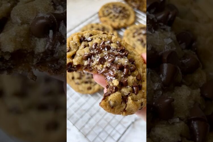 Peanut Butter Chocolate Chip Cookies!
