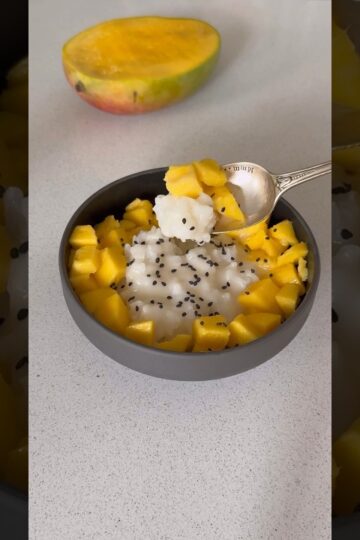Mango sticky rice 🥭🍚 #postresfaciles #postresinazucar #quedeliciarecetas #recetasfaciles