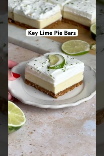 The Key Lime Pie Bars of my DREAMS 🤤 Silky luscious tangy and so so easy! #lemondessert