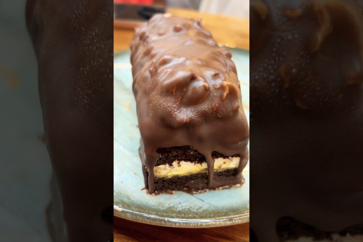 🔥 Why’s This German Chocolate Cake SO Yummy?! 🍫✨ Dessert Heaven! #shorts