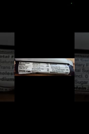 Review!!! Barbells:Cookies and Cream Protein Bar #barbells