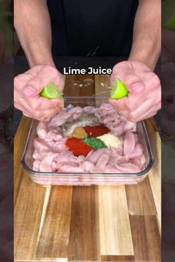 TASTIEST High Protein Chicken Fajita Wraps! ONLY 380 CALS #recipe #fatloss #foodie #fitness #food
