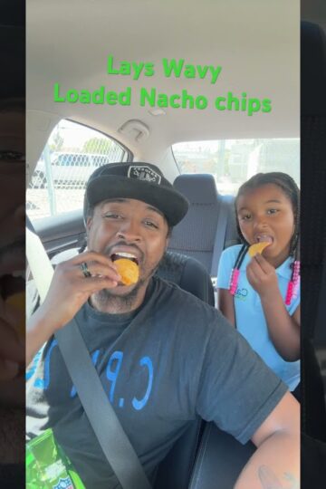 #lays #wavy #loaded #nacho #chips #review
