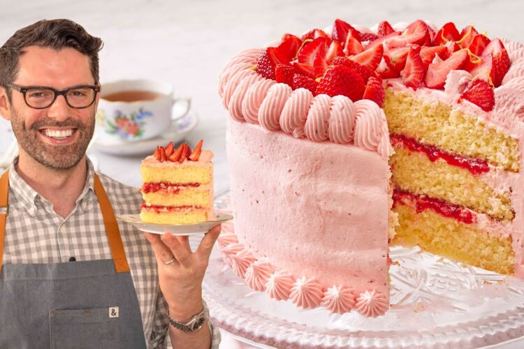 Amazing Strawberry Lemonade Cake Recipe