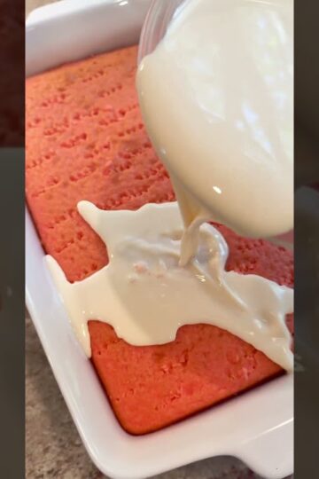 Strawberry Tres Leches Recipe #shorts #dessert