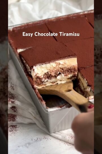 This Easy Chocolate Tiramisu is one of my most popular recipes & for good reason! #recipe #tiramisu