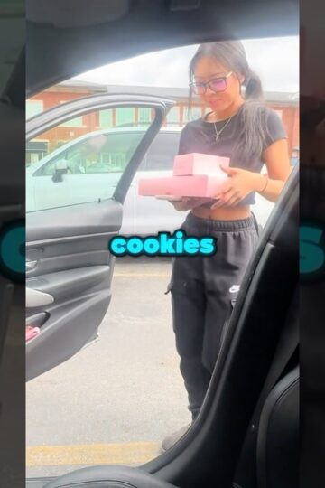 The Worst Crumbl Cookie Experience 🍪