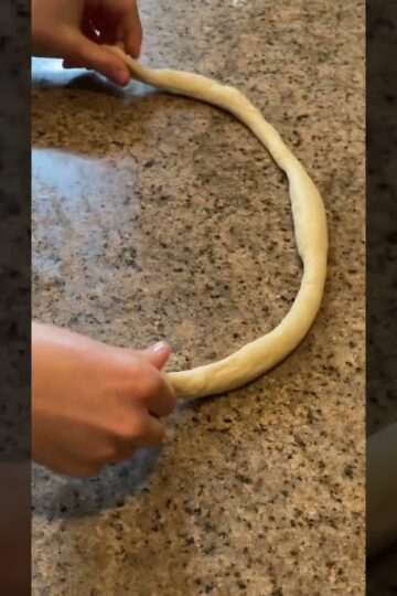 Soft pretzels #shorts #pretzels #cooking #fyp #chef #dough #bread ￼￼