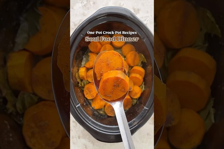 Crockpot Soul Food Dinner #slowcooker #crockpot #soulfood