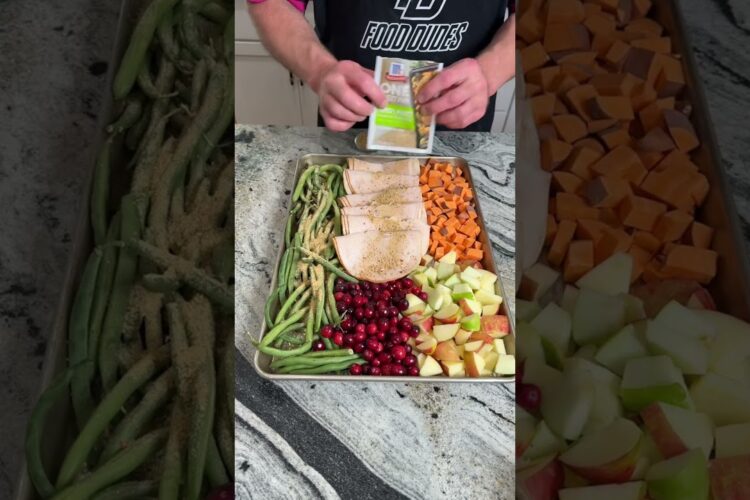 Easy One Pan Thanksgiving Dinner | Recipe