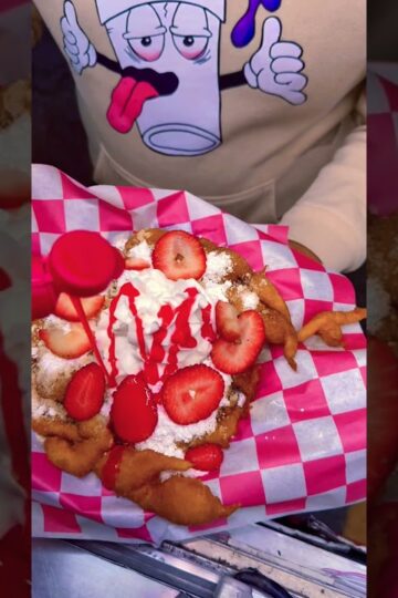 Funnel cake with strawberry 🍓 and whipped cream/ locations:(7607 brook rd Richmond va )