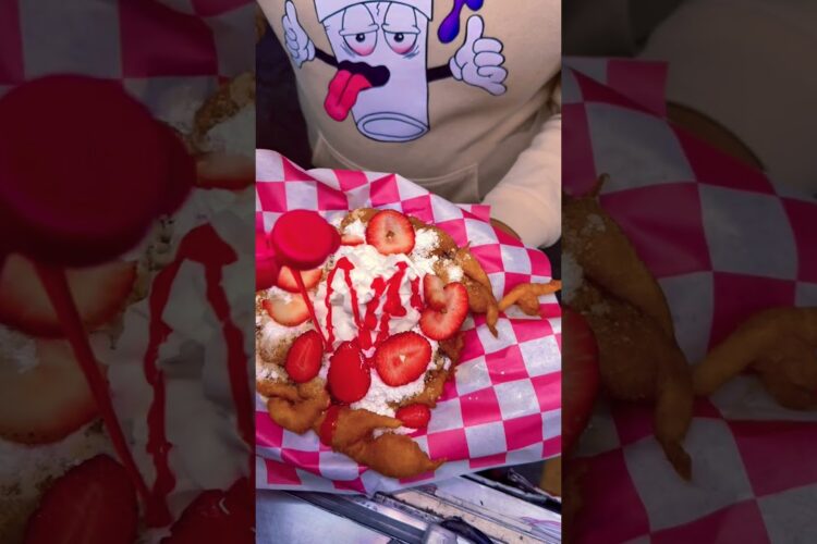 Funnel cake with strawberry 🍓 and whipped cream/ locations:(7607 brook rd Richmond va )