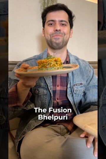 Desi vs Fusion Bhel Puri in Delhi || Avocado 🥑 wali bhel puri 🥵🥵