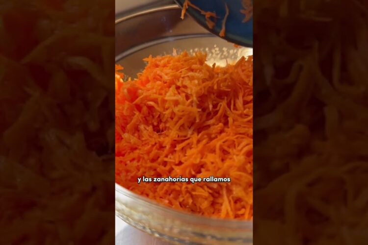 Cómo hacer una carrot cake( budín de zanahorias ) #shortsvideo #receta #quedeliciarecetas #recetas