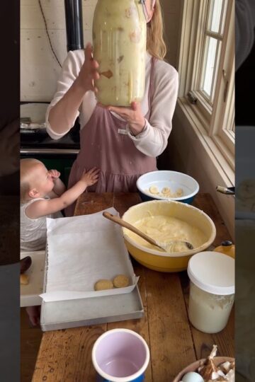 Banana Pudding 🍌Sourdough vanilla wafer, sheep’s milk pudding, fresh whipped cream!