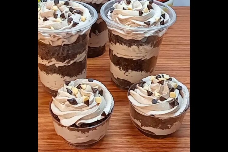 Try This Jar Cake Recipe Today #shorts #jarcakerecipe #cakeideas #dessert #dipshikhaskitchenworld