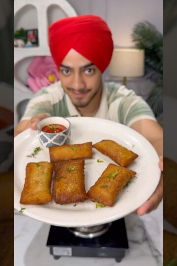 Cheesy bread pockets Recipe 😱 sab se aasan | street food ​⁠@Param_aedy #shorts #shortsfeed